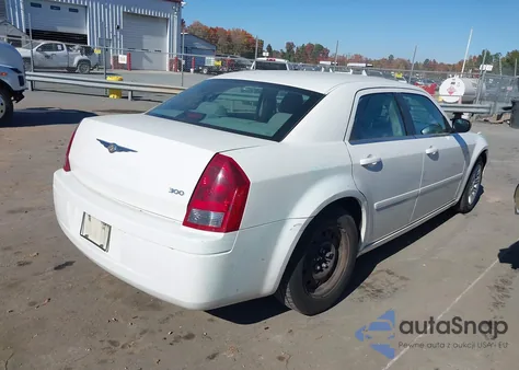 2006 Chrysler 300 from USA, damaged, VIN 2C3KA43R46H318557